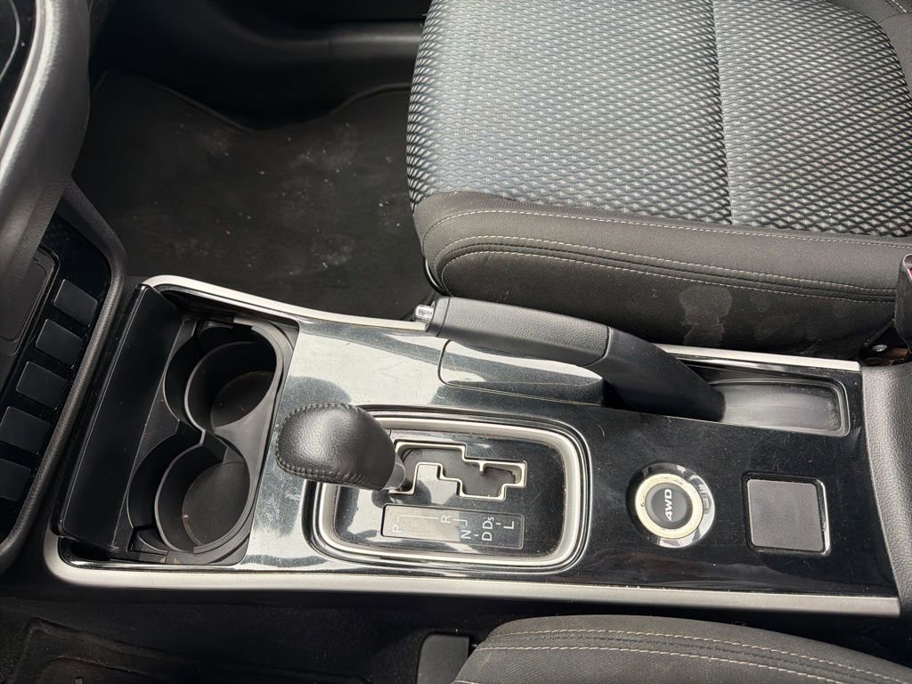 Used 2017 Mitsubishi Outlander ES image 21