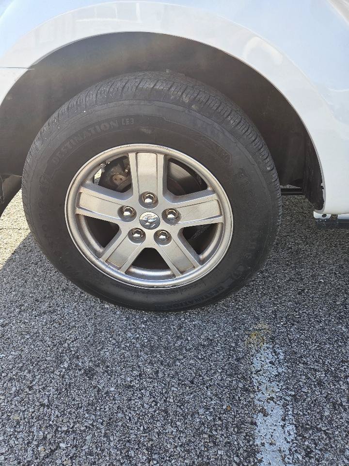 Used 2007 Dodge Durango SLT AWD/4WD image 15