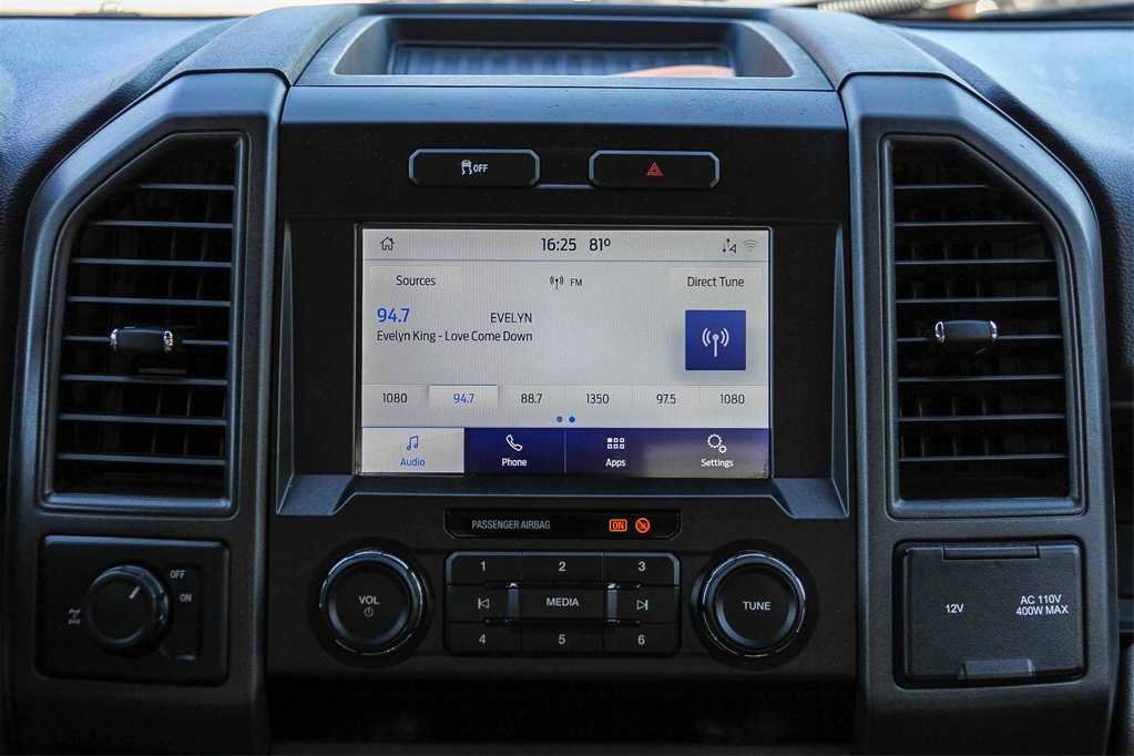 Used 2022 Ford F250 XL w/ Power Equipment Group image 14