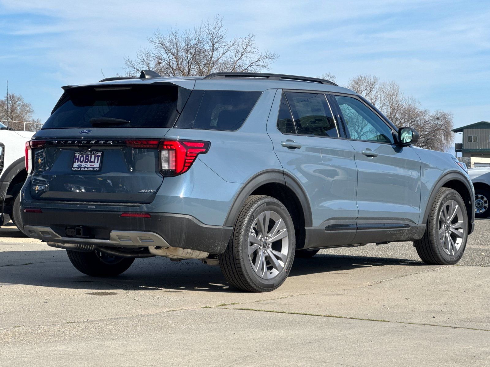 New 2026 Ford Explorer Active w/ Active Comfort Package image 3