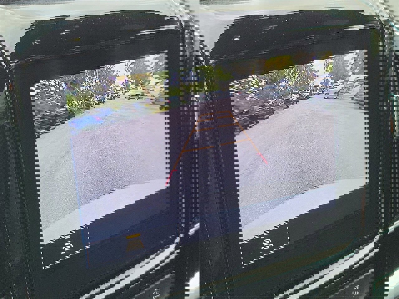 Used 2023 Chevrolet Traverse LT image 26