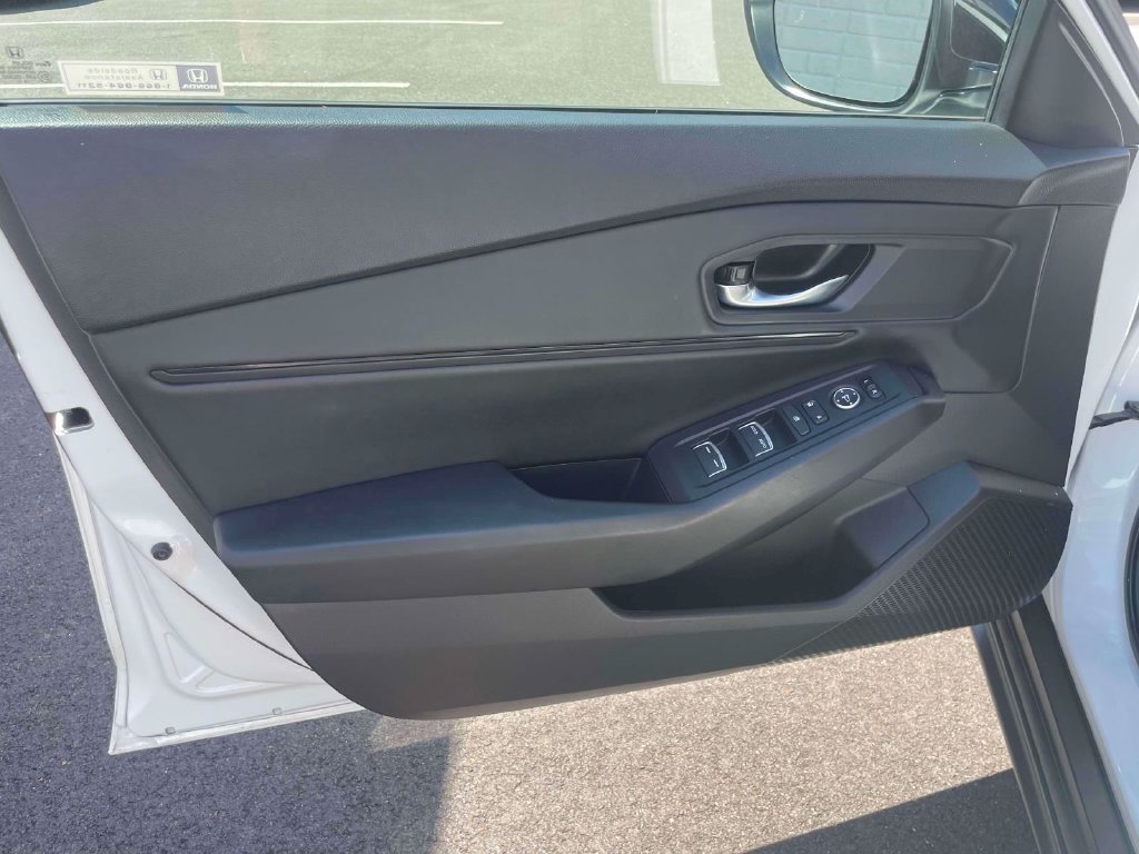 Certified 2025 Honda Accord SE image 16