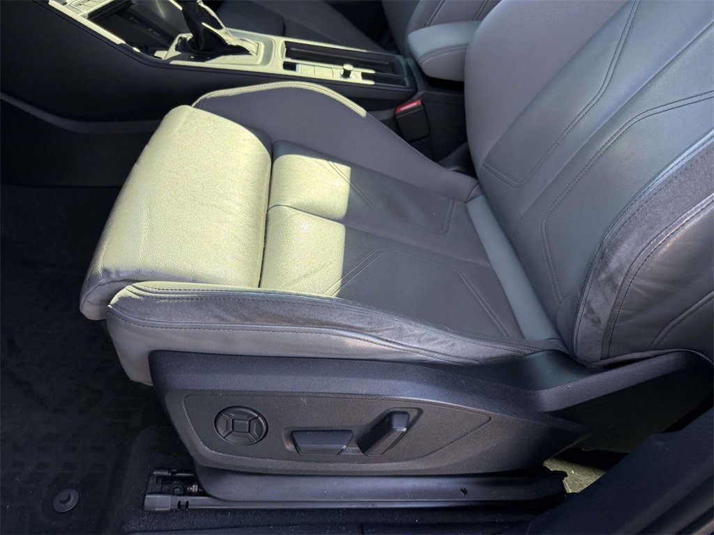 Used 2021 Audi Q3 2.0T Premium Plus w/ Premium Plus Package image 12