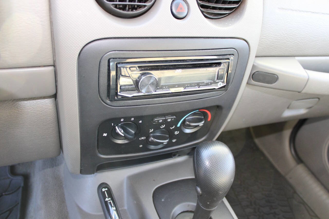 Used 2006 Jeep Liberty Sport image 15