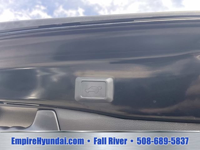 Used 2025 Toyota RAV4 XLE Premium w/ Weather Package AWD/4WD image 8