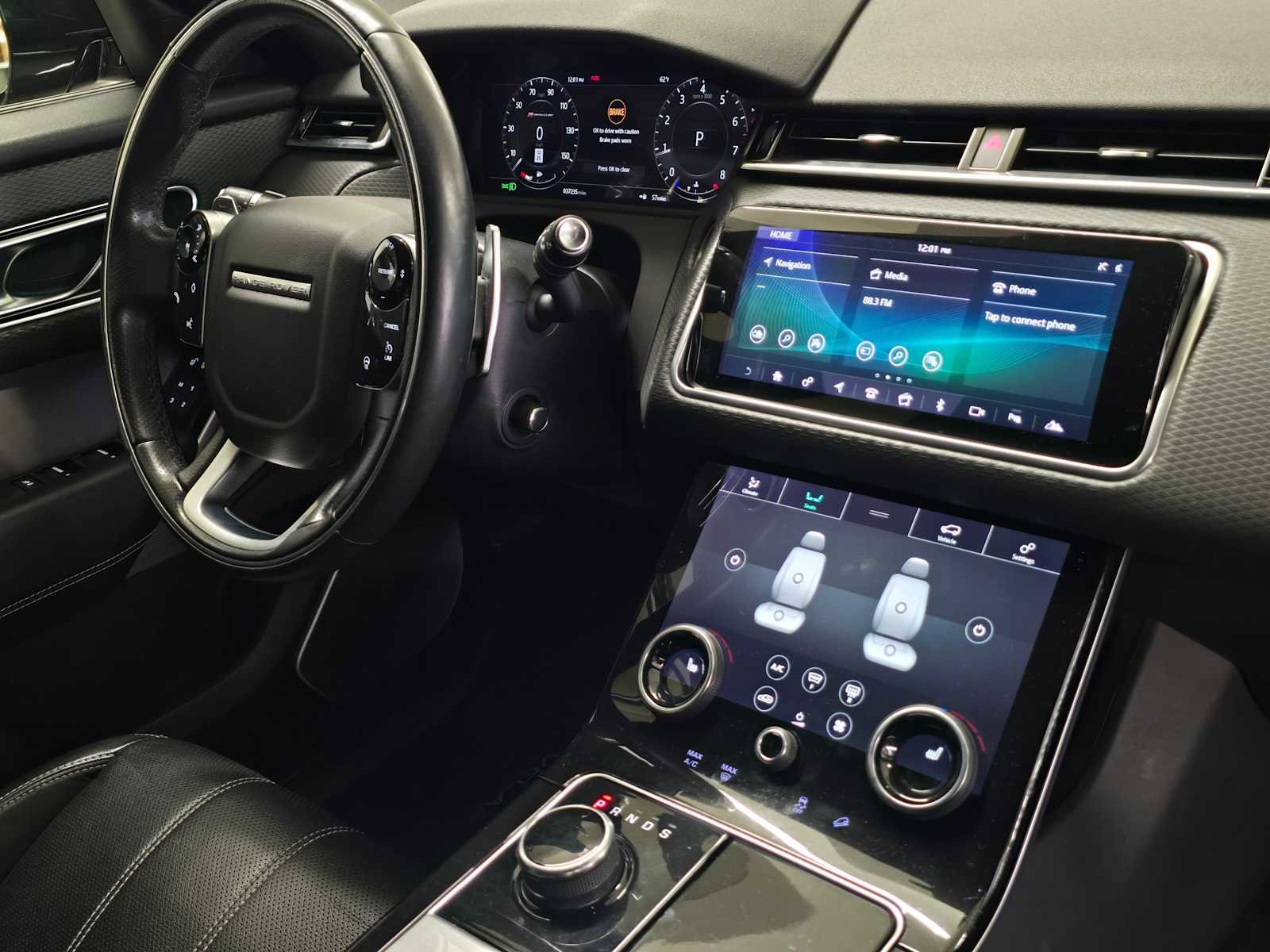 Used 2020 Land Rover Range Rover Velar R-Dynamic S image 11