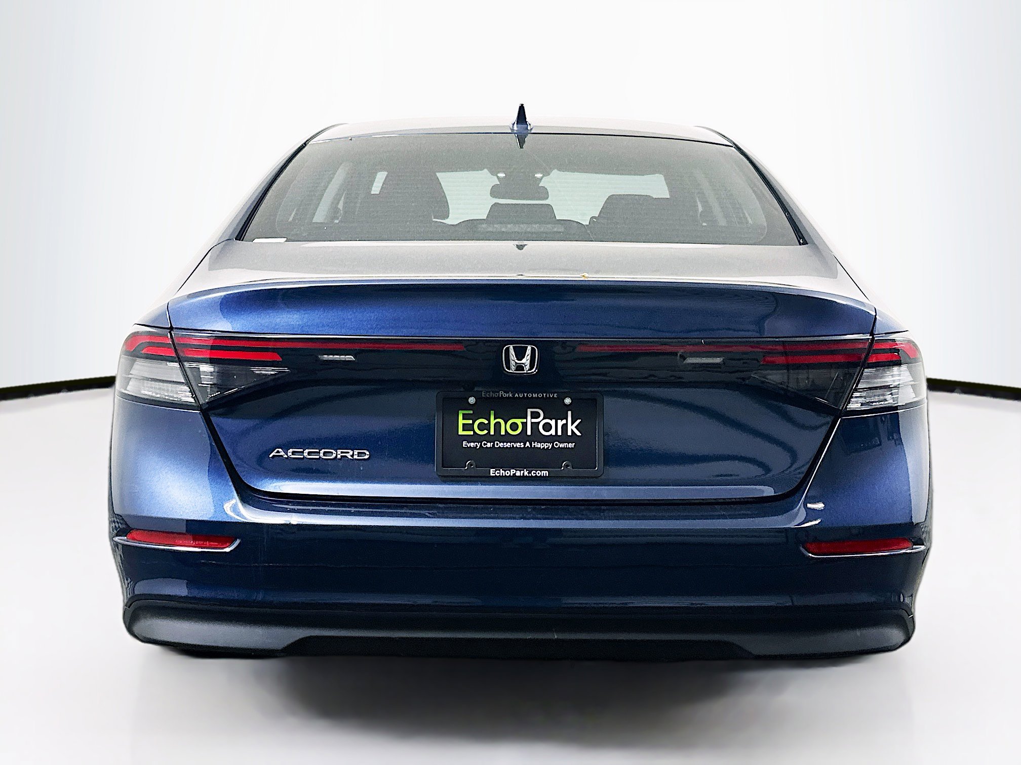 Used 2023 Honda Accord EX image 7