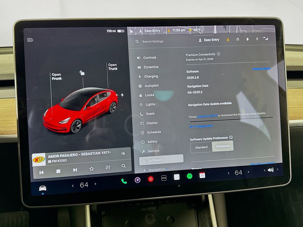 Used 2020 Tesla Model 3 Long Range image 37