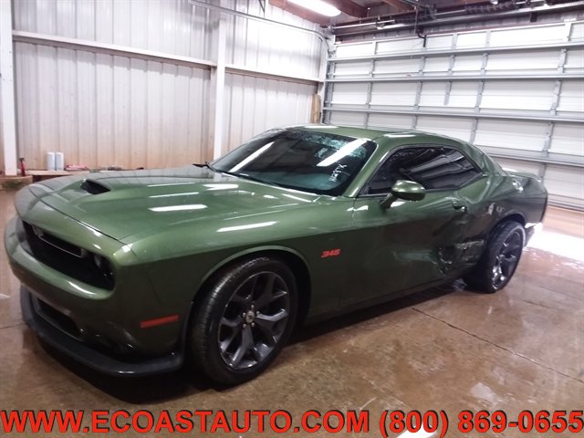 Used 2019 Dodge Challenger R/T RWD image 1