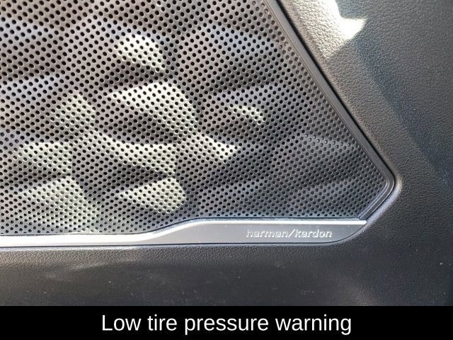 Used 2023 Hyundai Santa Fe Limited AWD/4WD image 25