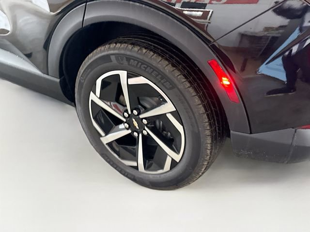 New 2026 Chevrolet Equinox EV LT image 31