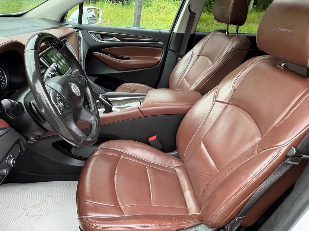 Used 2018 Buick Enclave Premium AWD/4WD image 11