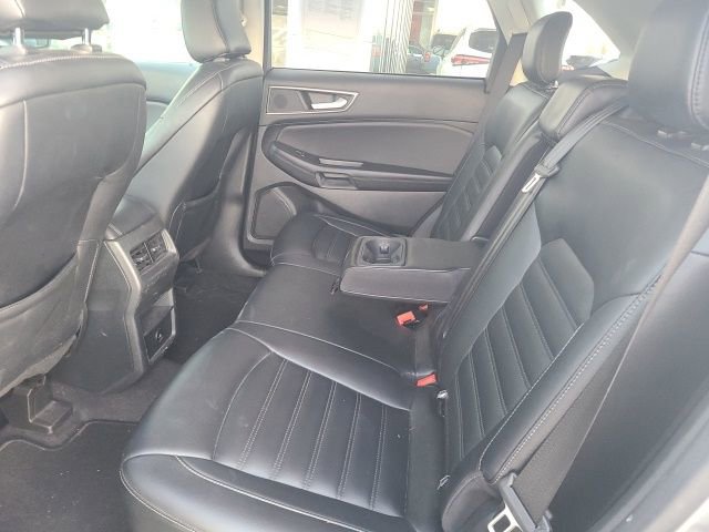 Used 2024 Ford Edge SEL image 13