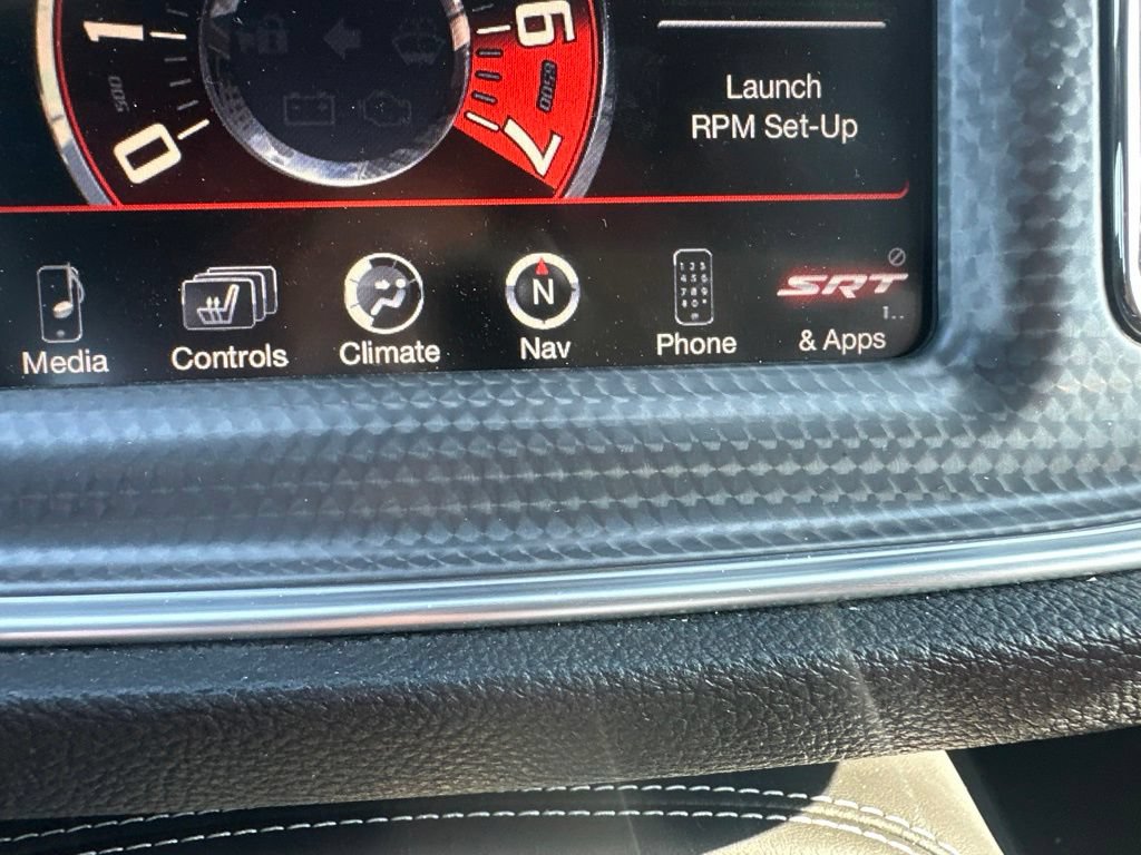 Used 2015 Dodge Challenger SRT Hellcat RWD image 18
