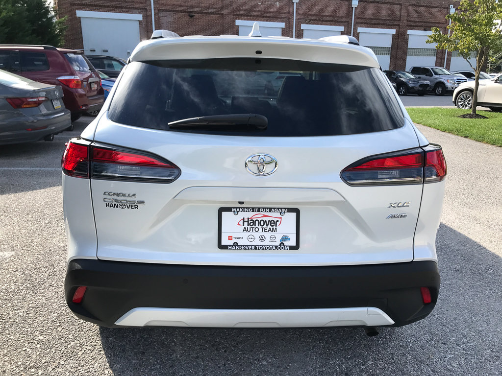 Certified 2024 Toyota Corolla Cross XLE w/ Convenience Package AWD/4WD image 7