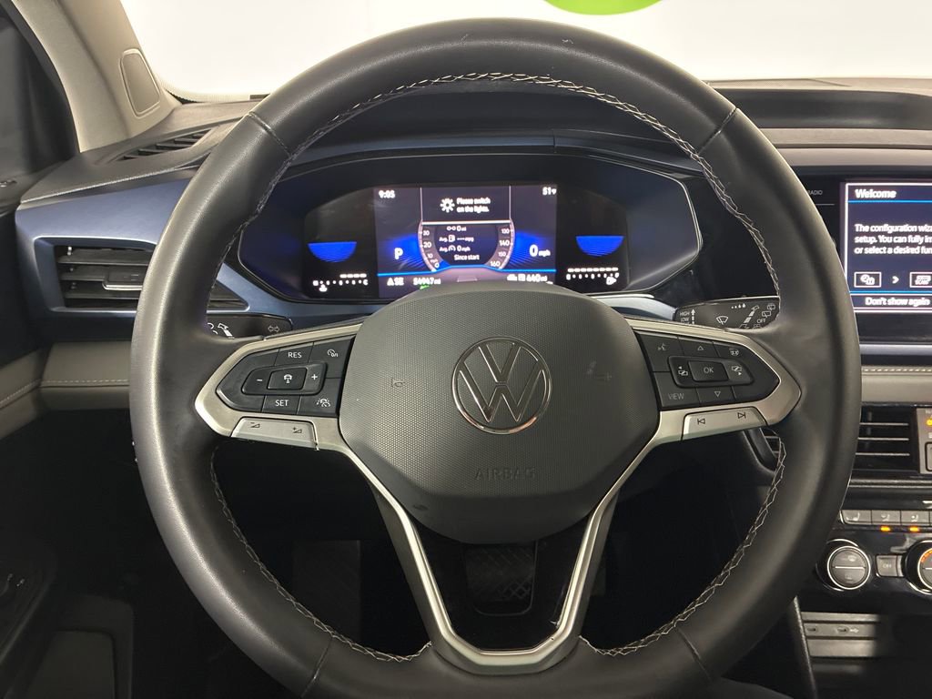 Used 2024 Volkswagen Taos SE FWD image 9