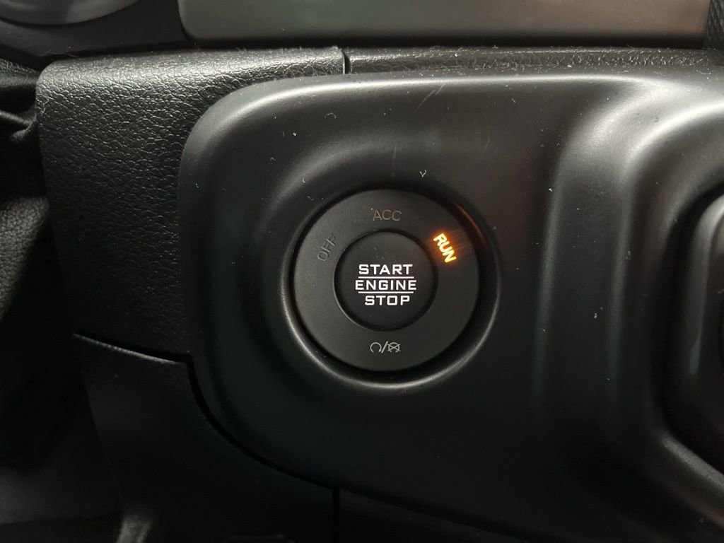 Used 2021 Jeep Wrangler Unlimited Sahara w/ Dual Top Group image 31