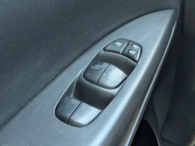 Used 2016 Nissan Sentra S FWD image 21