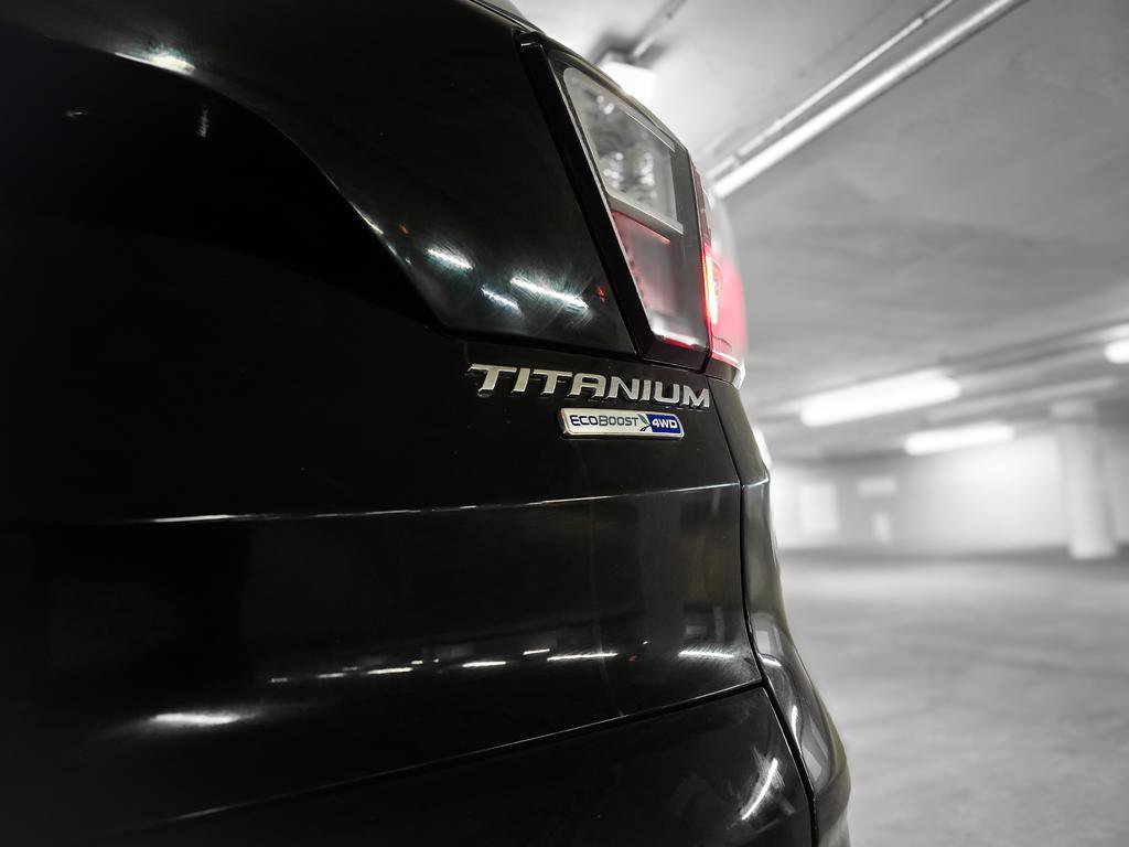 Used 2017 Ford Escape Titanium image 11