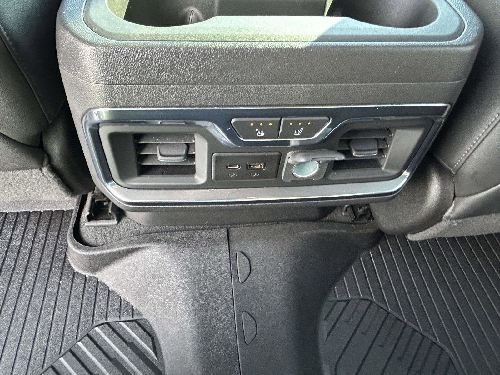Used 2021 Chevrolet Silverado 1500 LTZ AWD/4WD image 15
