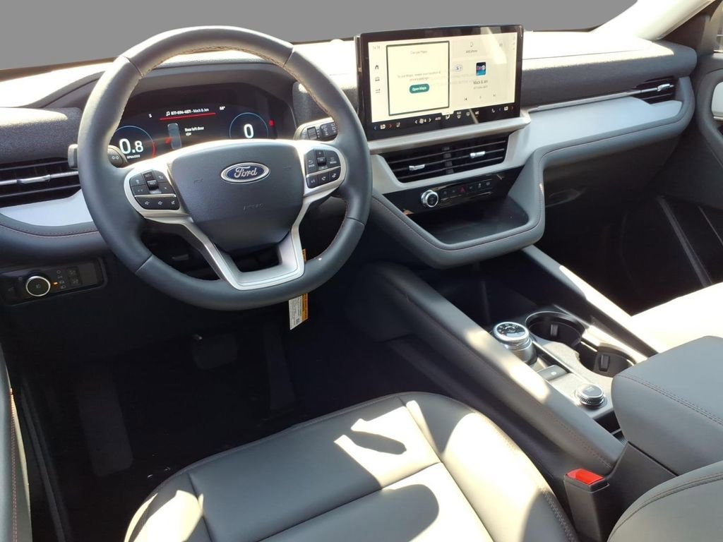 New 2026 Ford Explorer Active w/ Active Comfort Package image 6