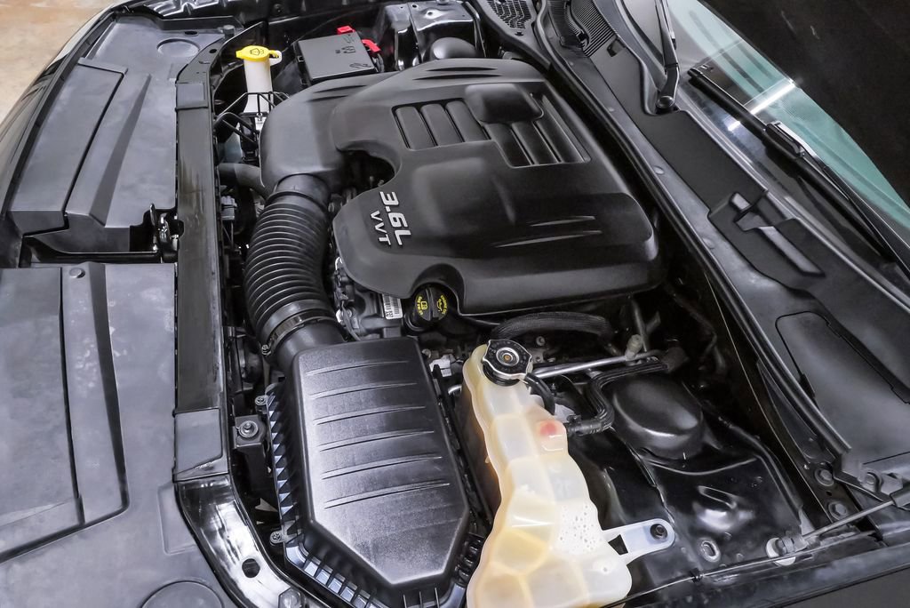 Used 2022 Dodge Challenger GT RWD image 29