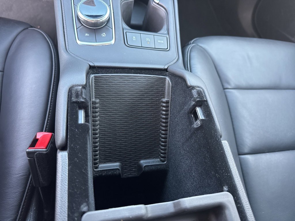 Used 2022 Cadillac XT4 Premium Luxury w/ Enhanced Visibility Package image 32