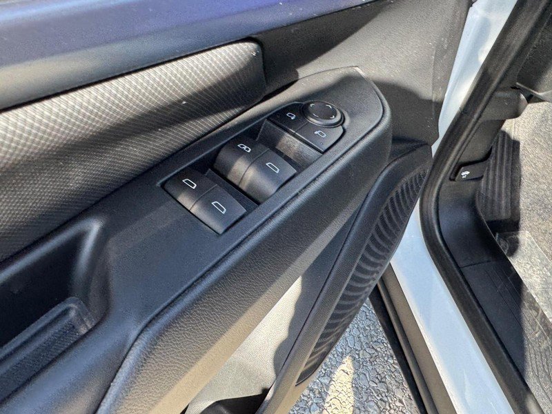 New 2026 Chevrolet Equinox EV LT FWD image 11