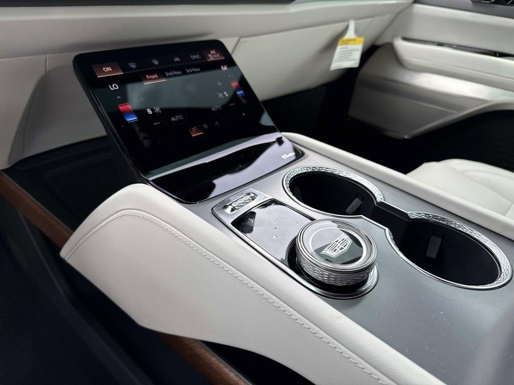 New 2026 Cadillac Vistiq Sport image 27