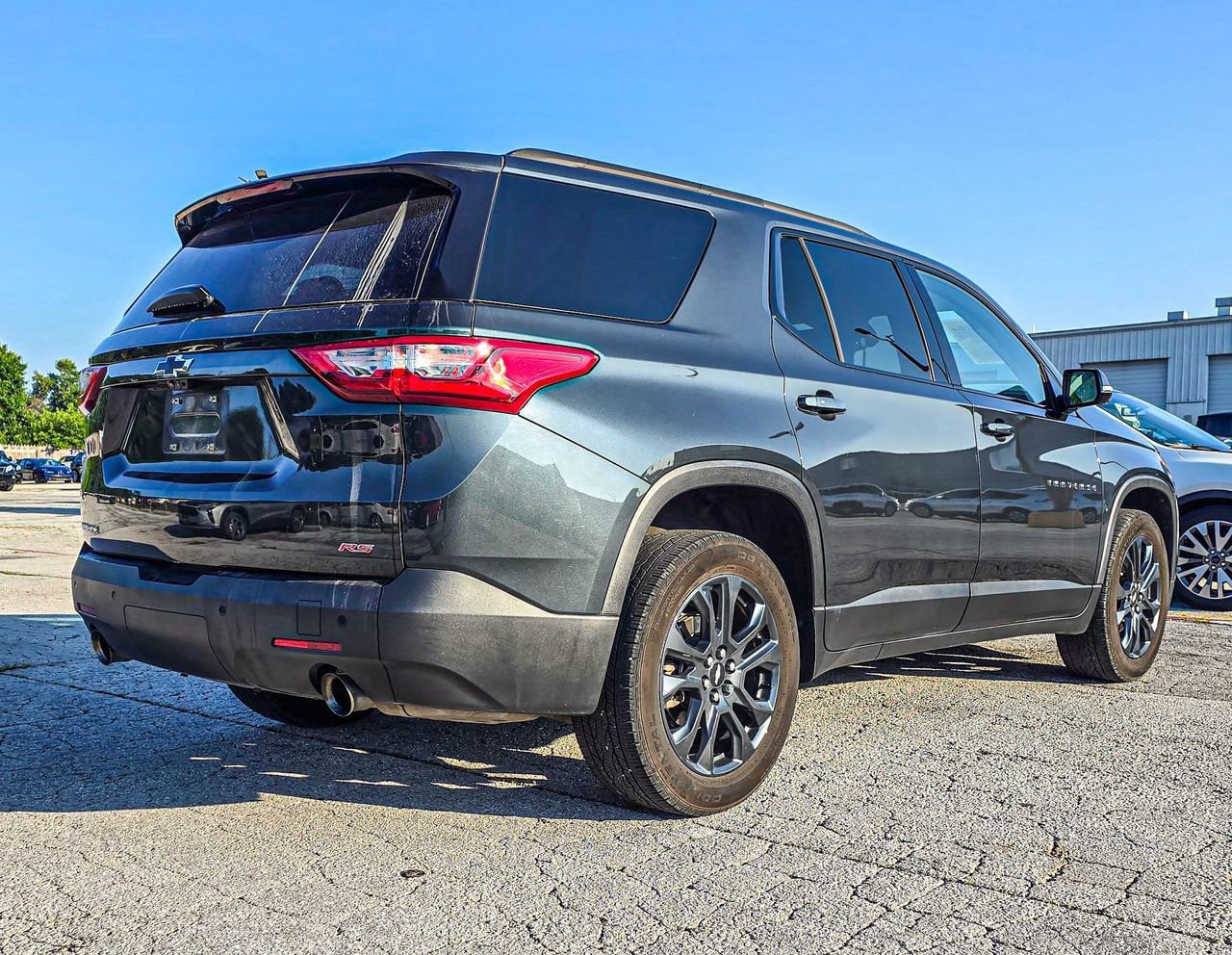 Used 2020 Chevrolet Traverse RS FWD image 6