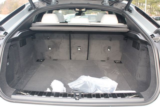 New 2026 BMW X6 xDrive40i w/ Climate Comfort Package image 7