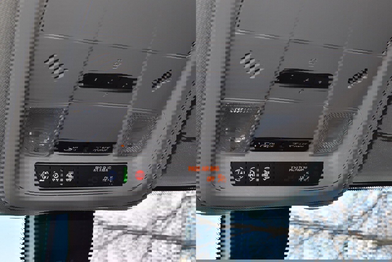 Used 2022 GMC Terrain SLT w/ Infotainment Package II image 31