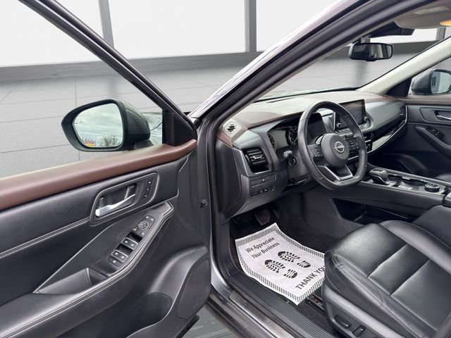 Used 2023 Nissan Rogue SL AWD/4WD image 19