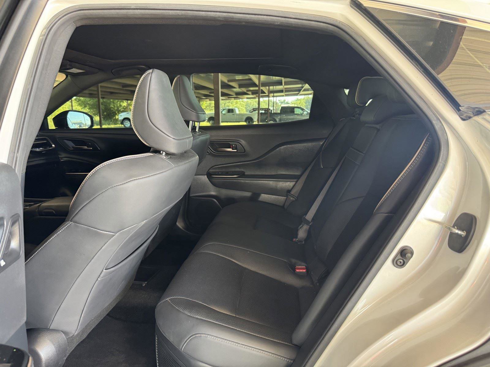 Used 2024 Toyota Crown Platinum AWD/4WD image 32