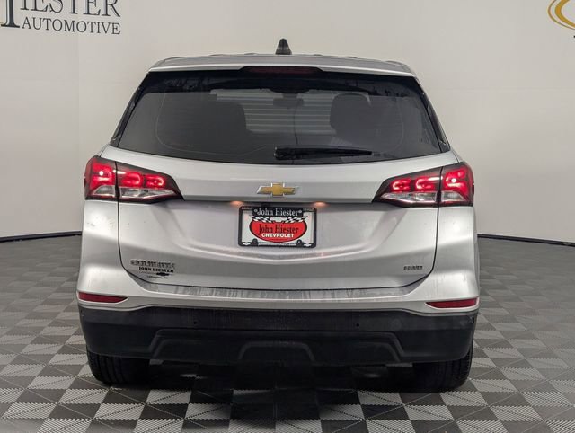 Used 2022 Chevrolet Equinox LS image 6