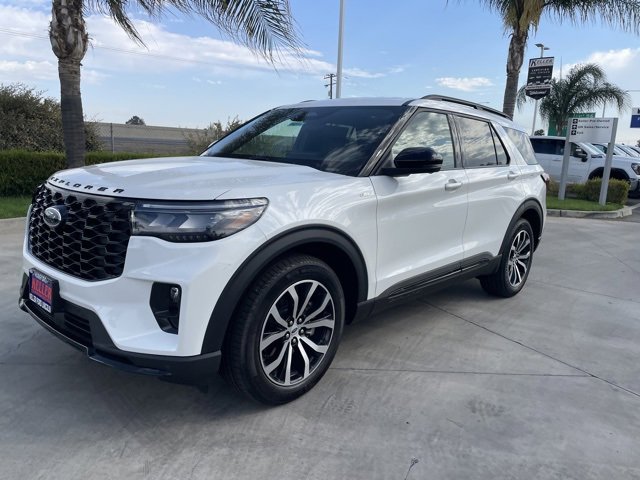 New 2025 Ford Explorer ST-Line