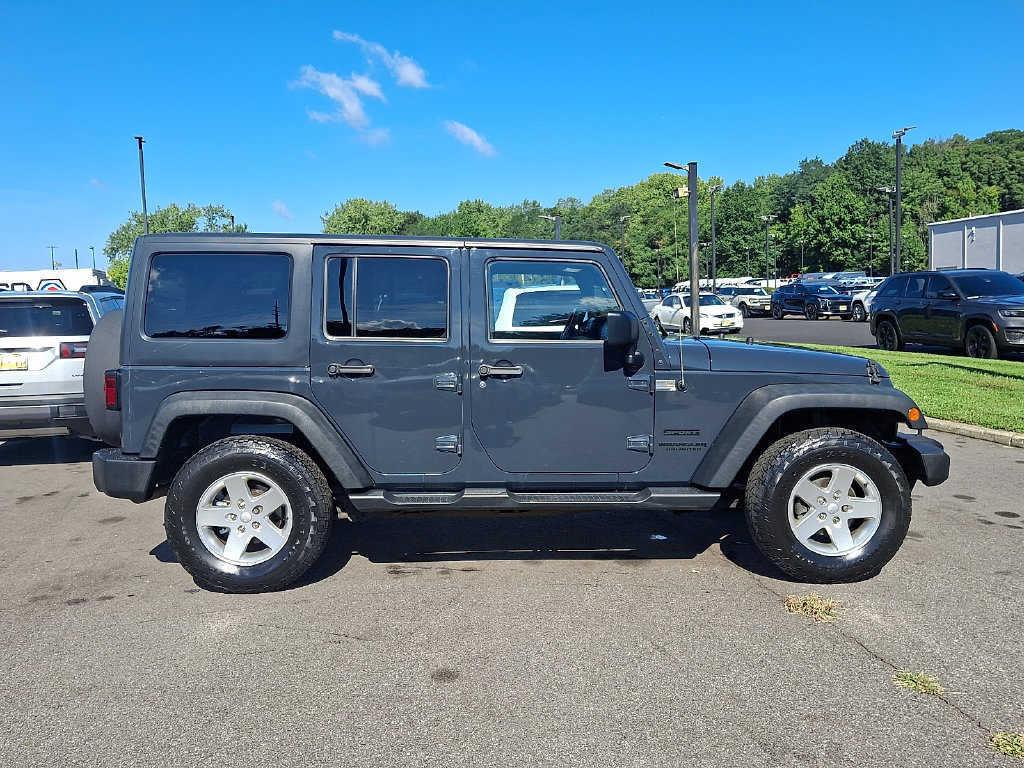 Used 2016 Jeep Wrangler Unlimited Sport w/ Quick Order Package 23S AWD/4WD image 7