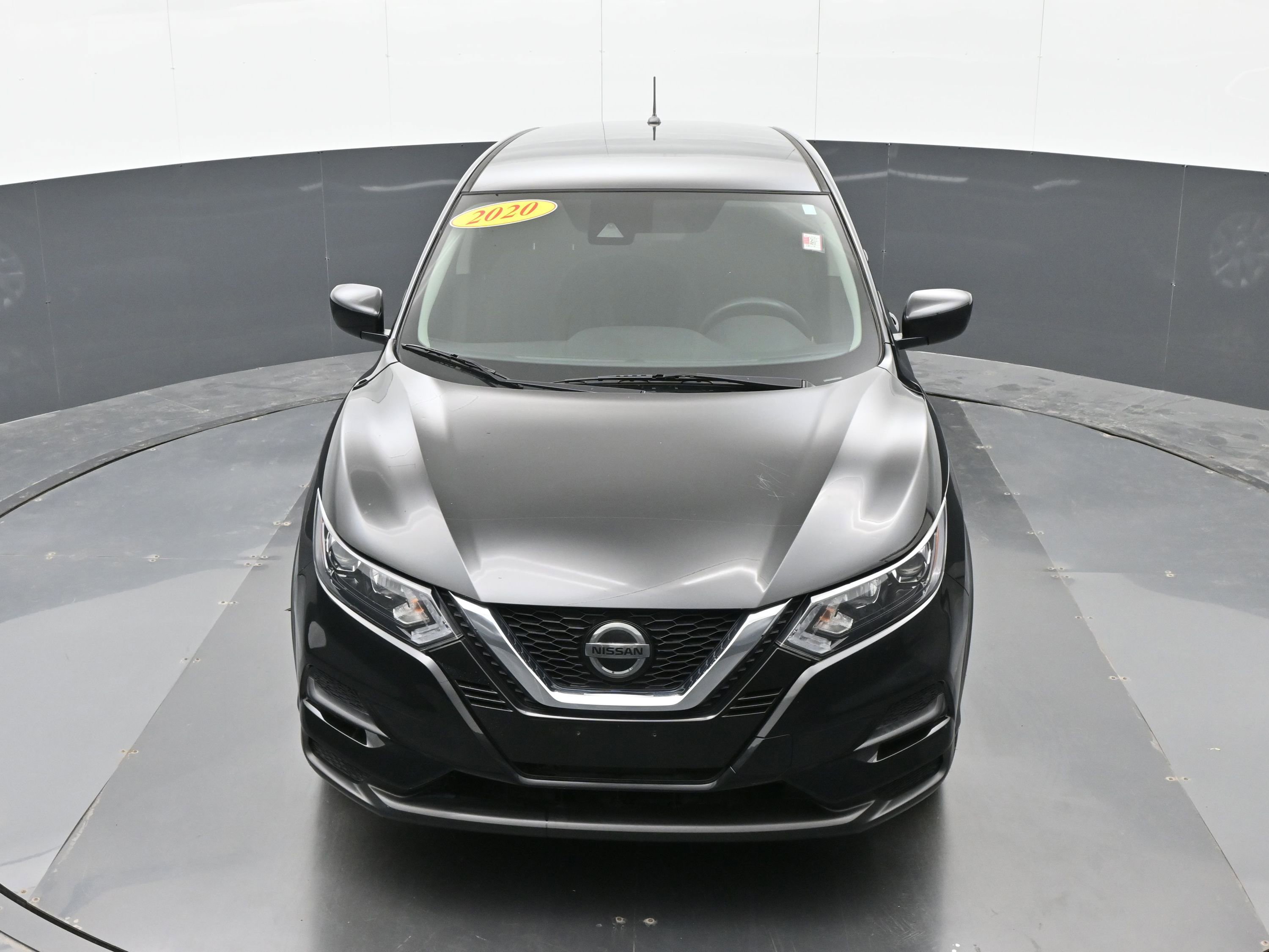 Used 2020 Nissan Rogue Sport S image 34