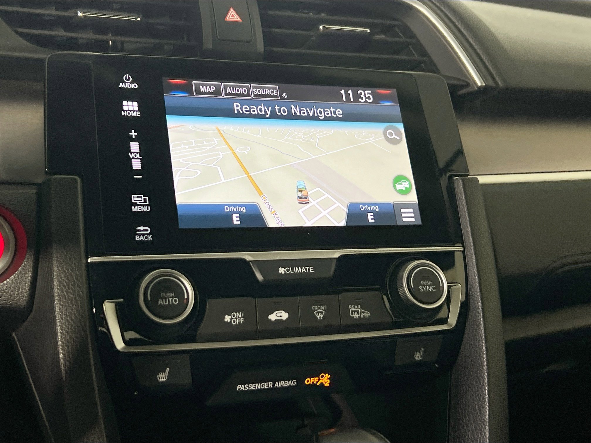 Used 2018 Honda Civic Touring image 13