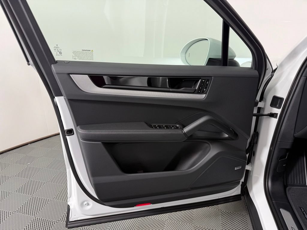 New 2026 Porsche Cayenne AWD/4WD image 19