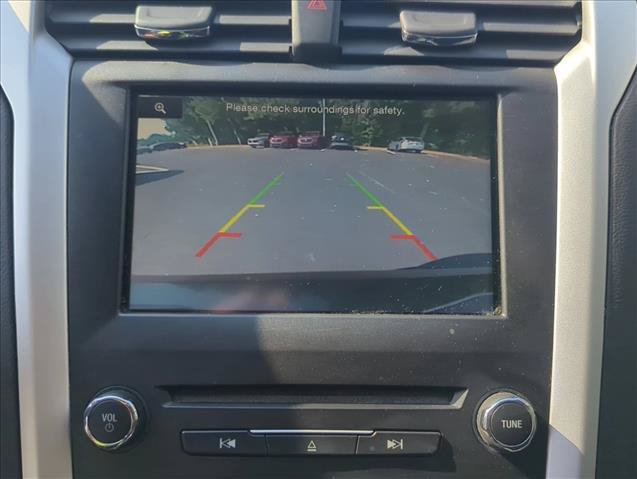 Used 2016 Ford Fusion SE FWD image 20