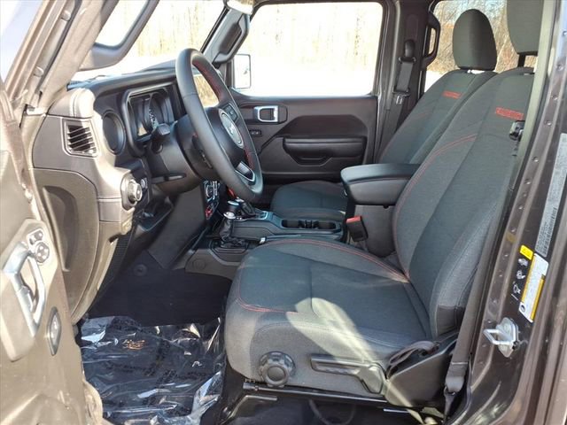 Used 2025 Jeep Wrangler Rubicon image 13