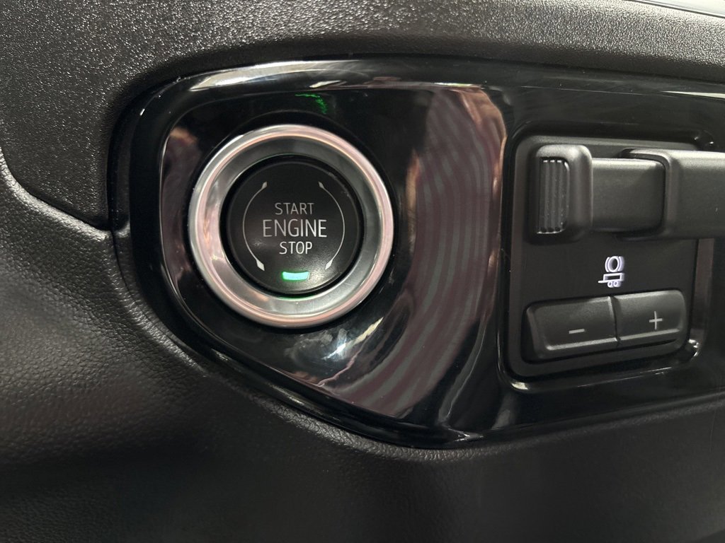 Used 2024 Chevrolet Silverado 1500 RST w/ Z71 Off-Road Package image 41