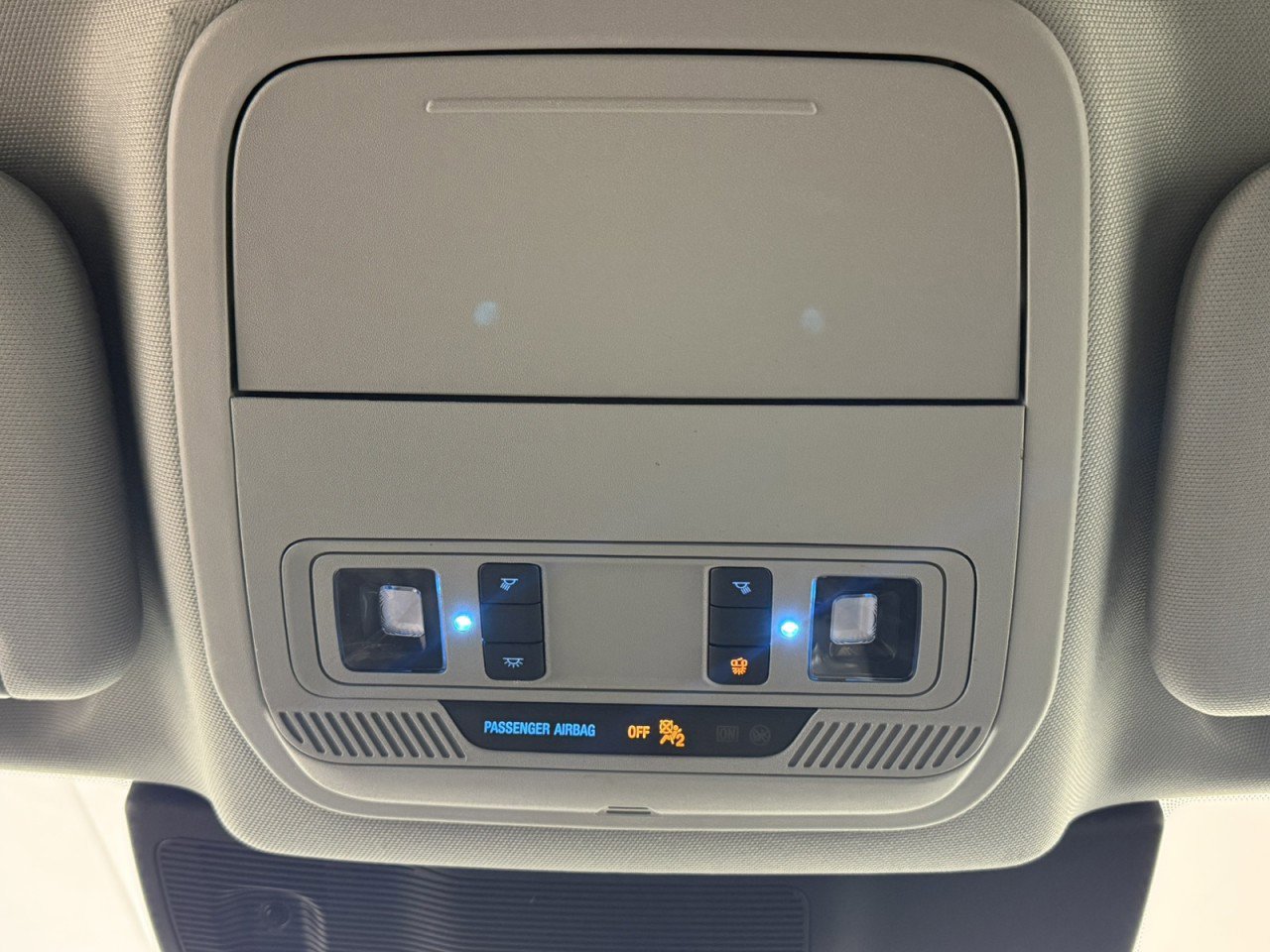 Certified 2021 Ford Explorer XLT w/ Equipment Group 202A image 27