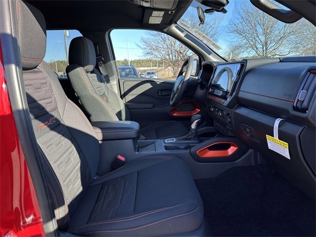 New 2026 Nissan Frontier PRO-4X w/ Pro-4x Convenience Package image 10