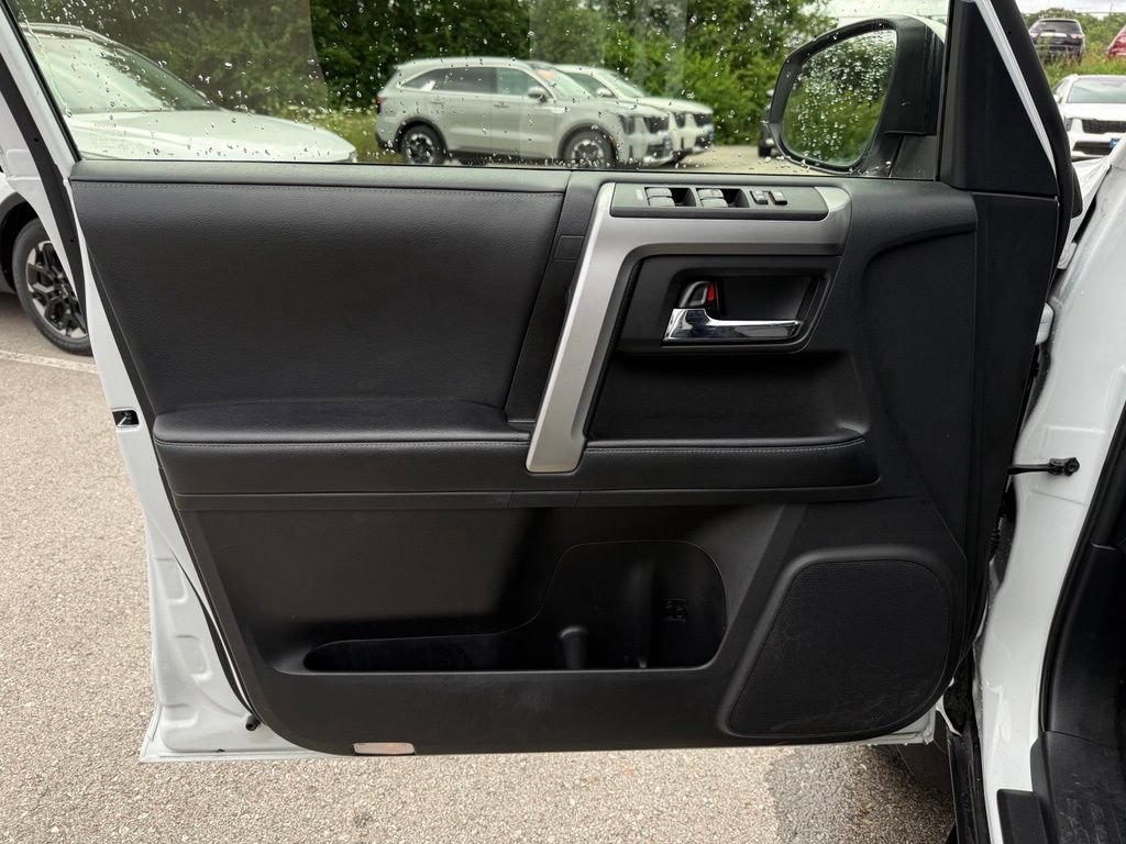 Used 2024 Toyota 4Runner SR5 RWD image 7