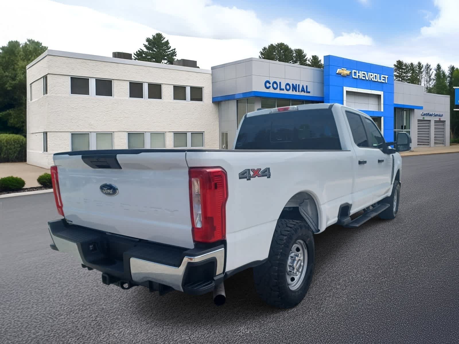 Used 2024 Ford F250 XL w/ XL Off-Road Package AWD/4WD image 4