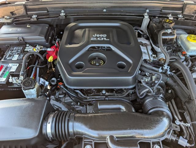 Used 2019 Jeep Wrangler Unlimited Sport S AWD/4WD image 30