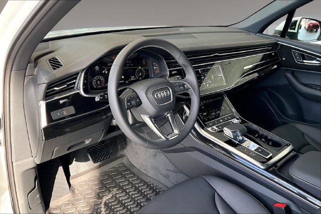 New 2026 Audi Q7 2.0T Premium AWD/4WD image 6