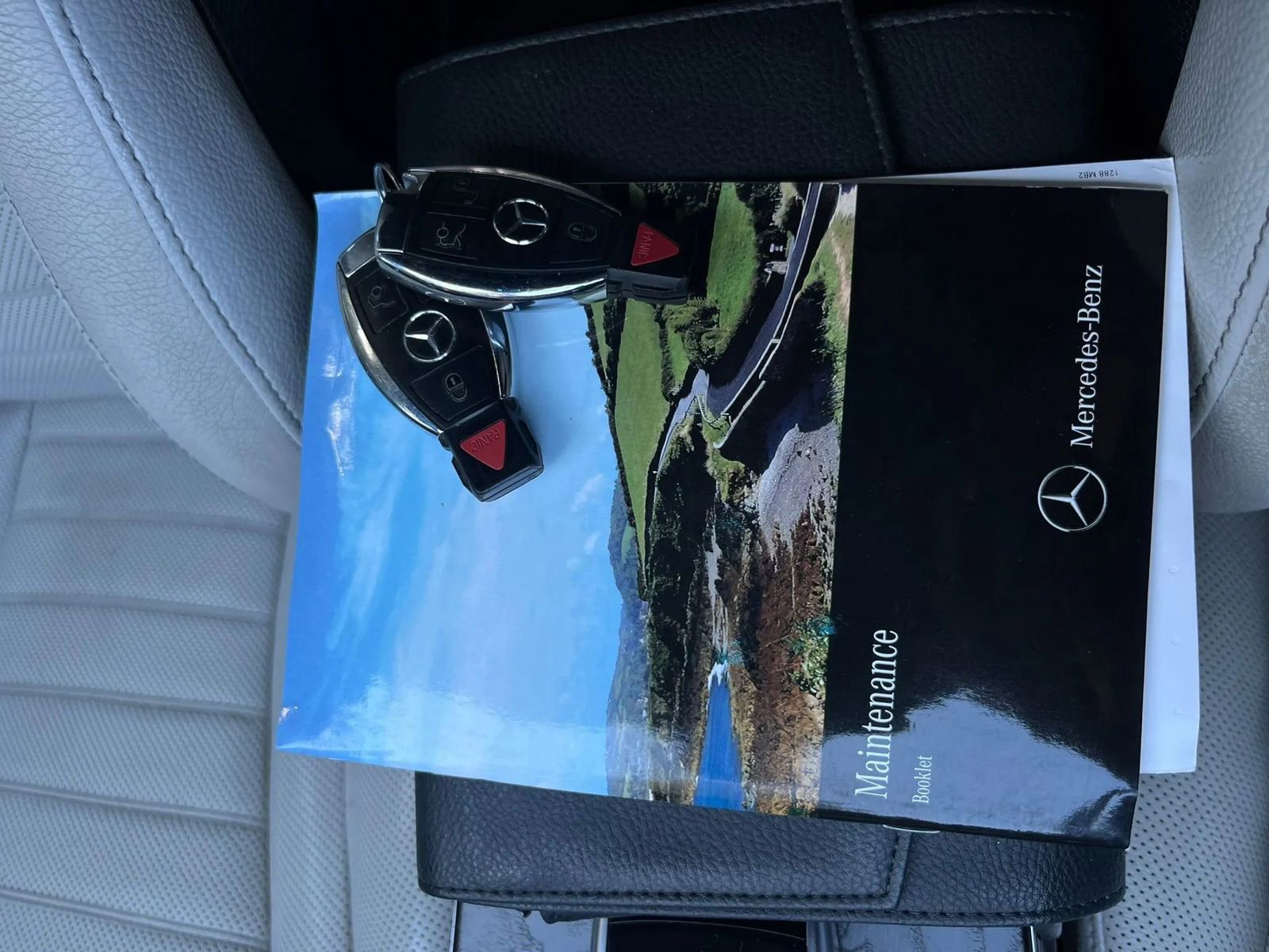 Used 2015 Mercedes-Benz C 400 4MATIC image 14